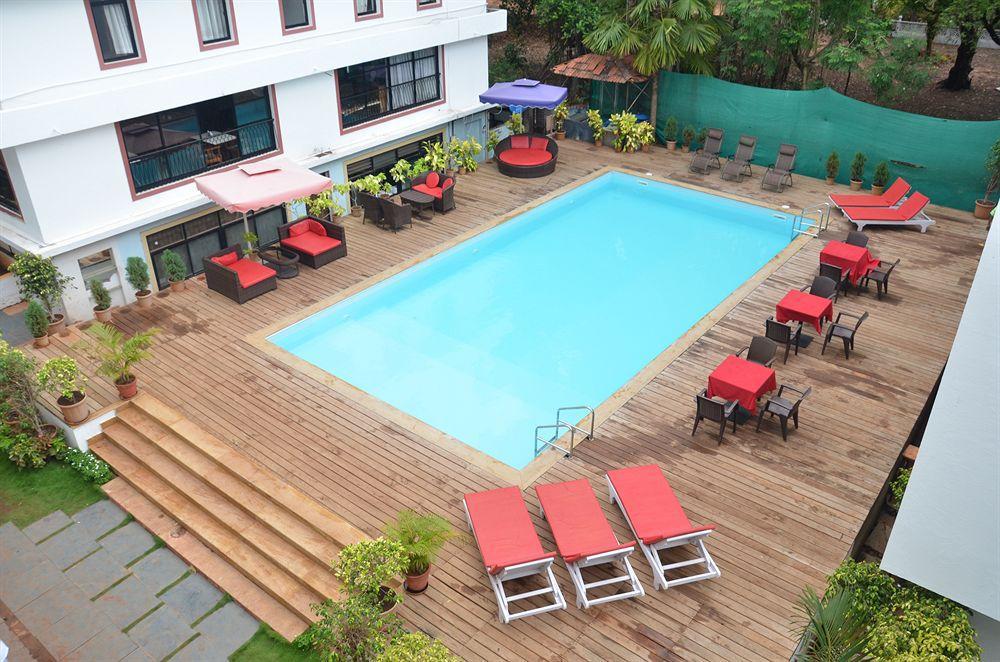 Sunkissed Plaza Hotel Calangute Ngoại thất bức ảnh