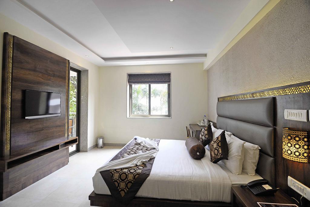 Sunkissed Plaza Hotel Calangute Ngoại thất bức ảnh