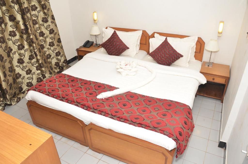 Sunkissed Plaza Hotel Calangute Phòng bức ảnh