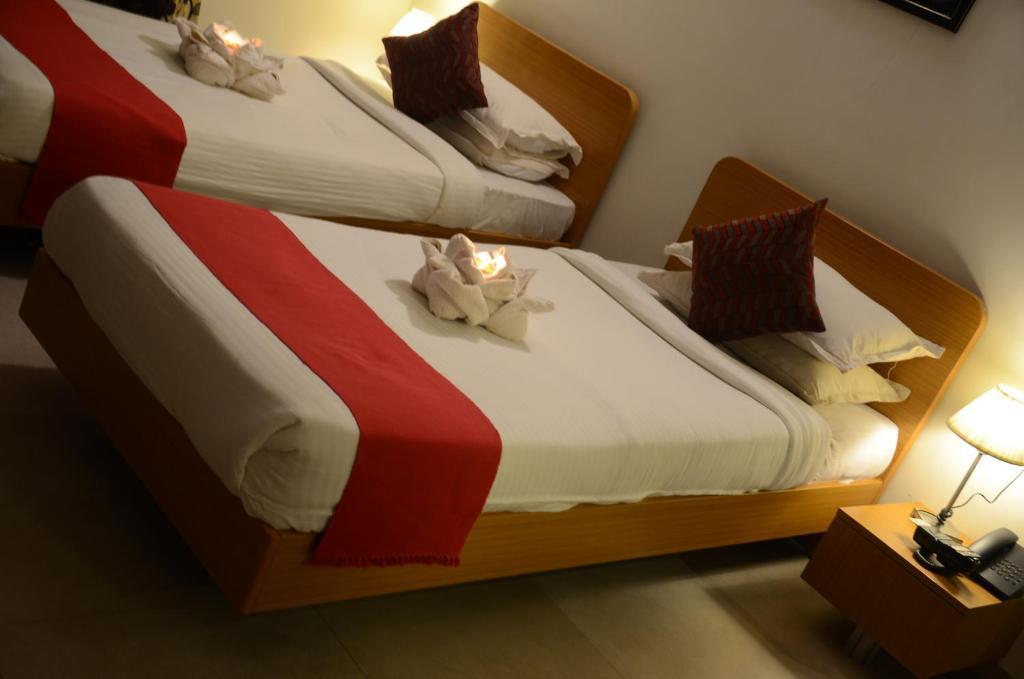 Sunkissed Plaza Hotel Calangute Phòng bức ảnh