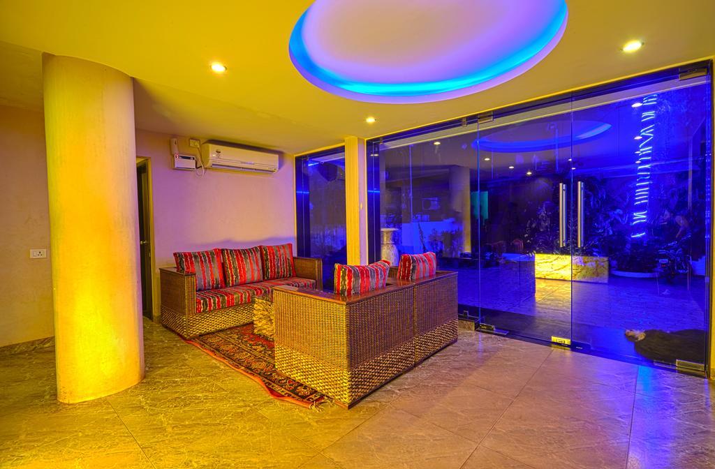 Sunkissed Plaza Hotel Calangute Ngoại thất bức ảnh