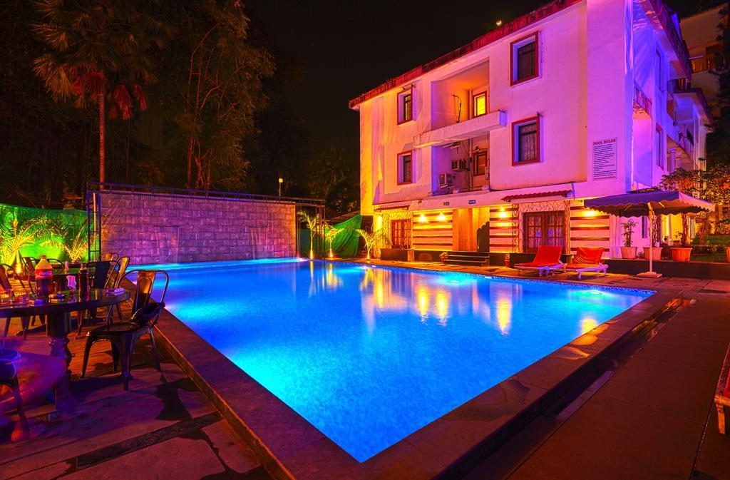 Sunkissed Plaza Hotel Calangute Ngoại thất bức ảnh