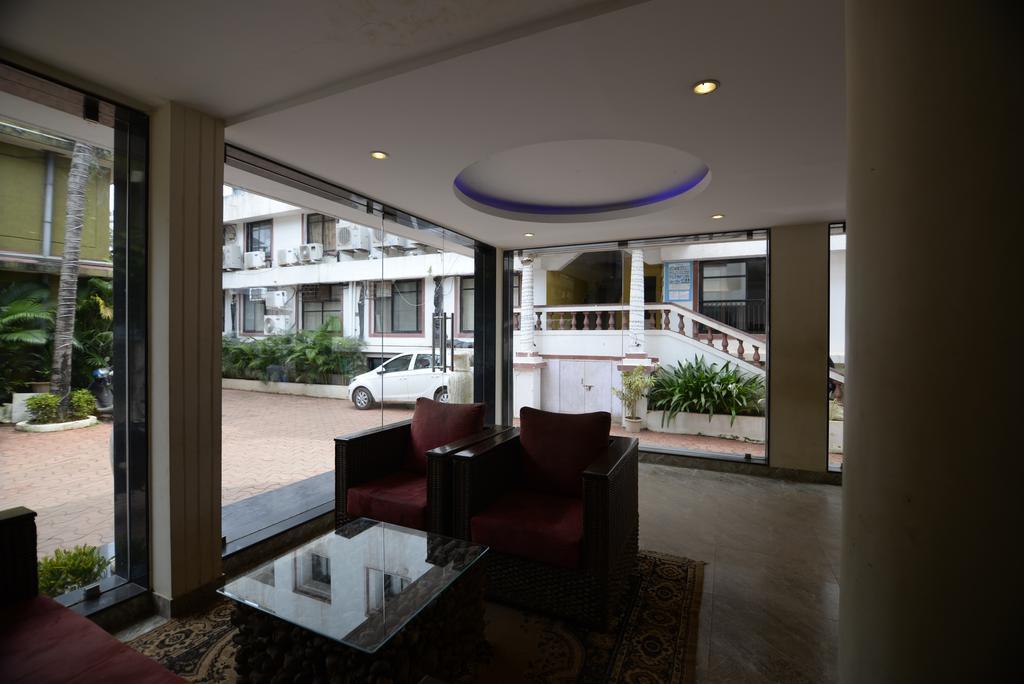 Sunkissed Plaza Hotel Calangute Ngoại thất bức ảnh