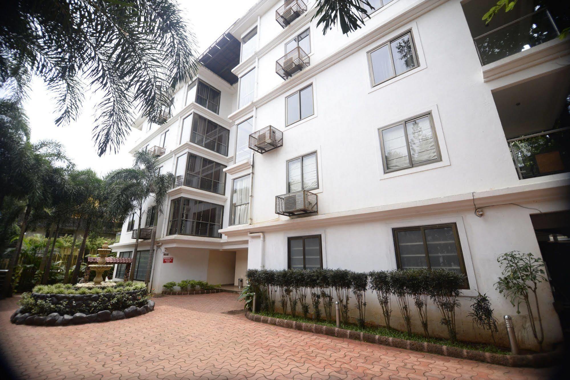 Sunkissed Plaza Hotel Calangute Ngoại thất bức ảnh