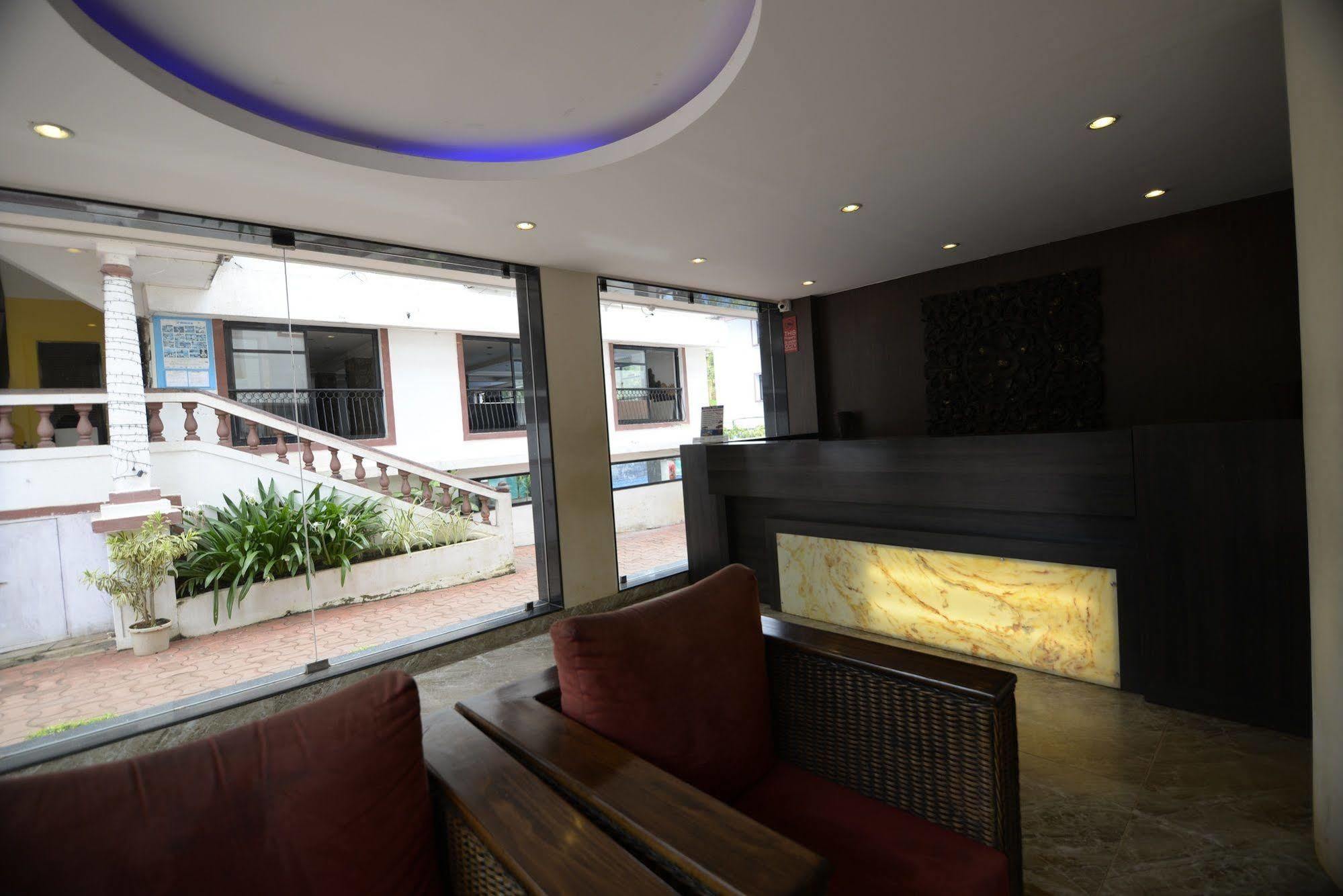 Sunkissed Plaza Hotel Calangute Ngoại thất bức ảnh